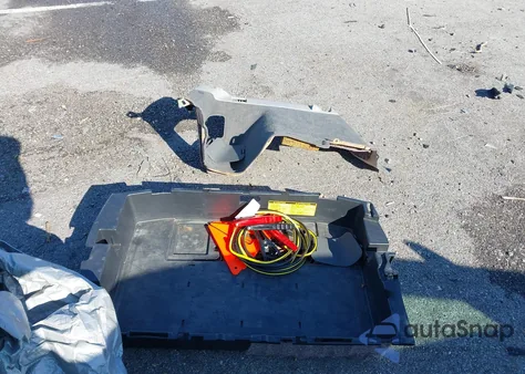 2005 Toyota Prius z USA, uszkodzony, nr VIN JTDKB20U657027218